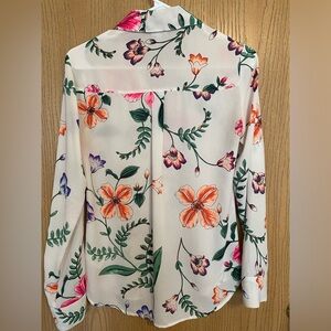 Express top with floral print!